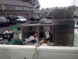 Best Garage Cleanout  in Linn, MO